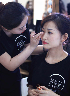 Entraînement "Beauty for a Better Life" en Chine.